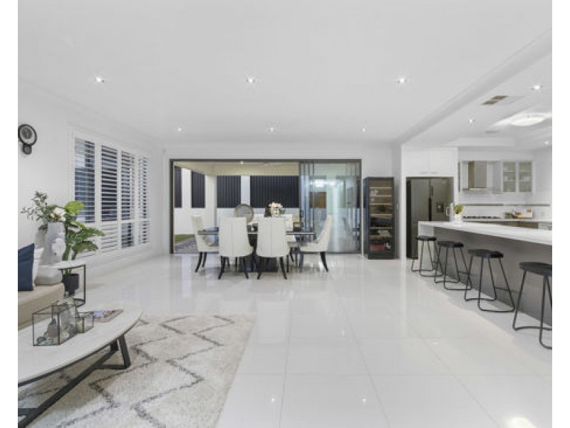 84 Craig Street, Wishart QLD 4122