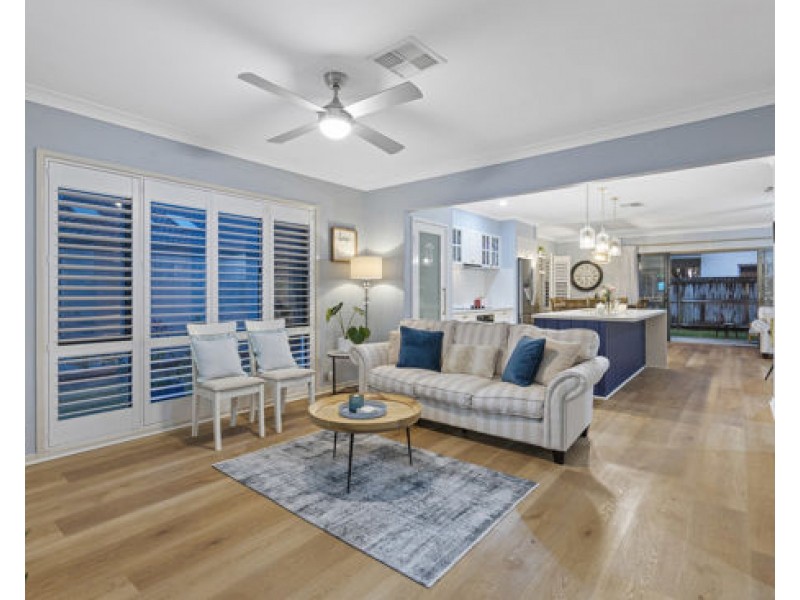 9 Tea Tree Street, Heathwood QLD 4110