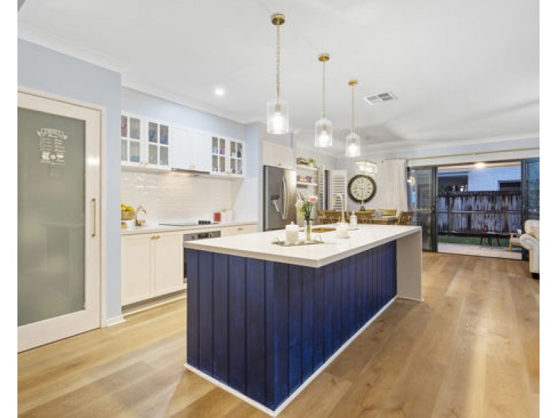 9 Tea Tree Street, Heathwood QLD 4110