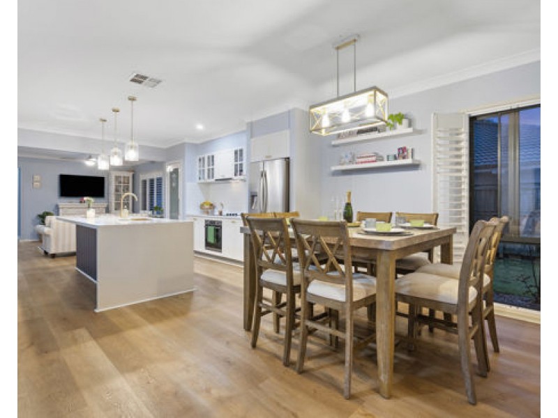 9 Tea Tree Street, Heathwood QLD 4110