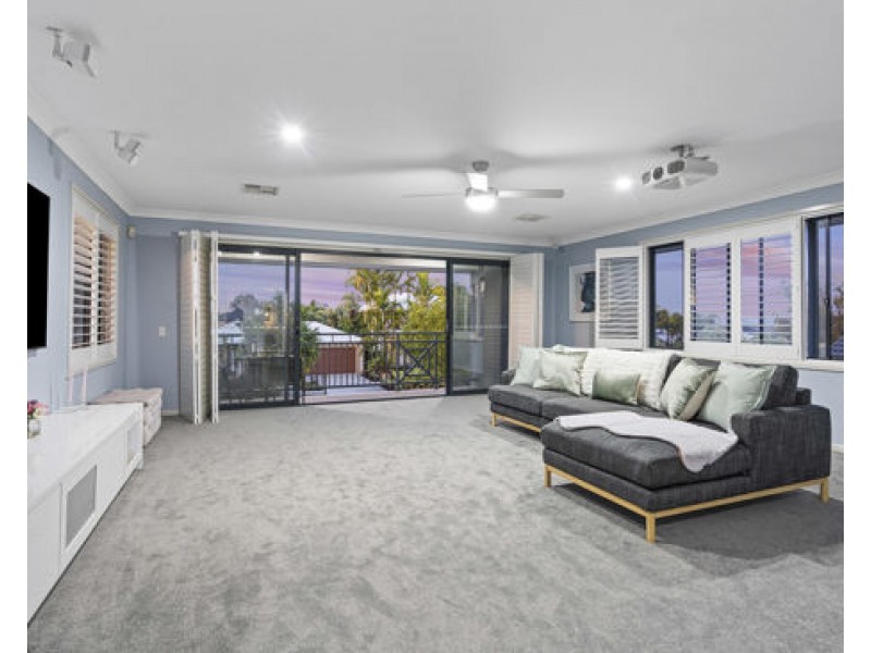 9 Tea Tree Street, Heathwood QLD 4110