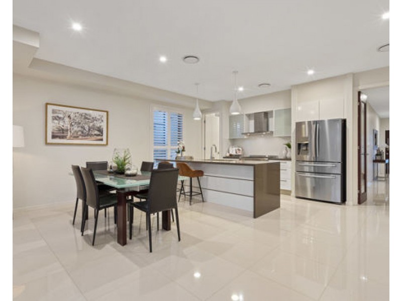 22 Skyview Avenue, Rochedale QLD 4123