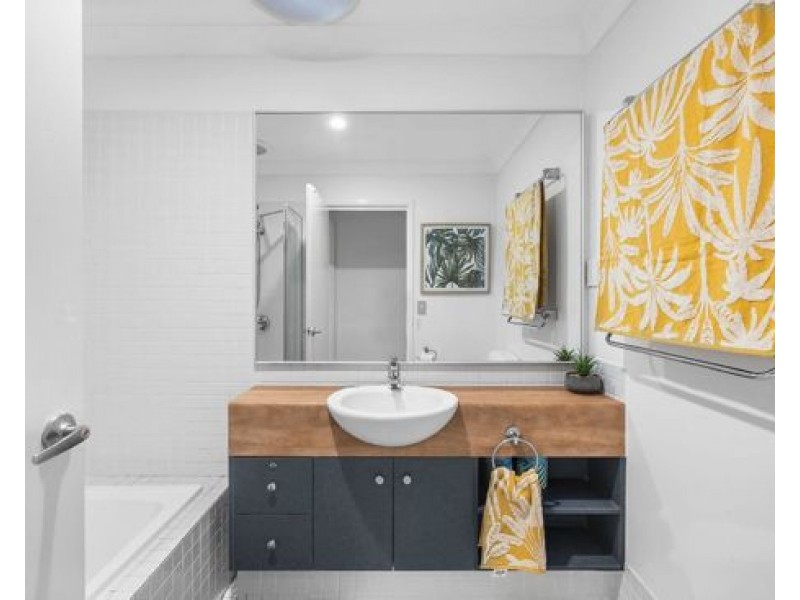 6/101 Coutts Street, Bulimba QLD 4171