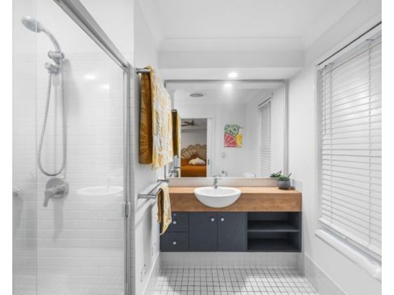 6/101 Coutts Street, Bulimba QLD 4171