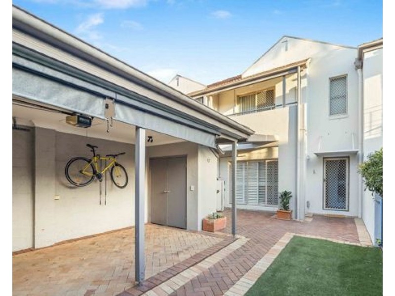 6/101 Coutts Street, Bulimba QLD 4171