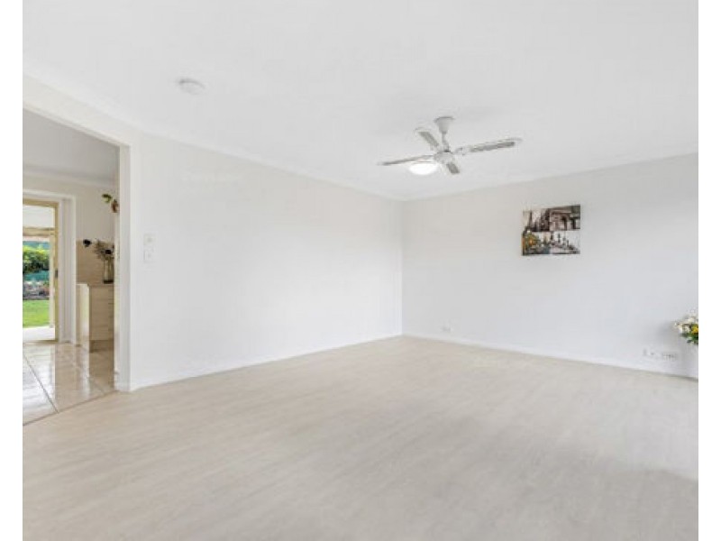 35 Solandra Crescent, Calamvale QLD 4116