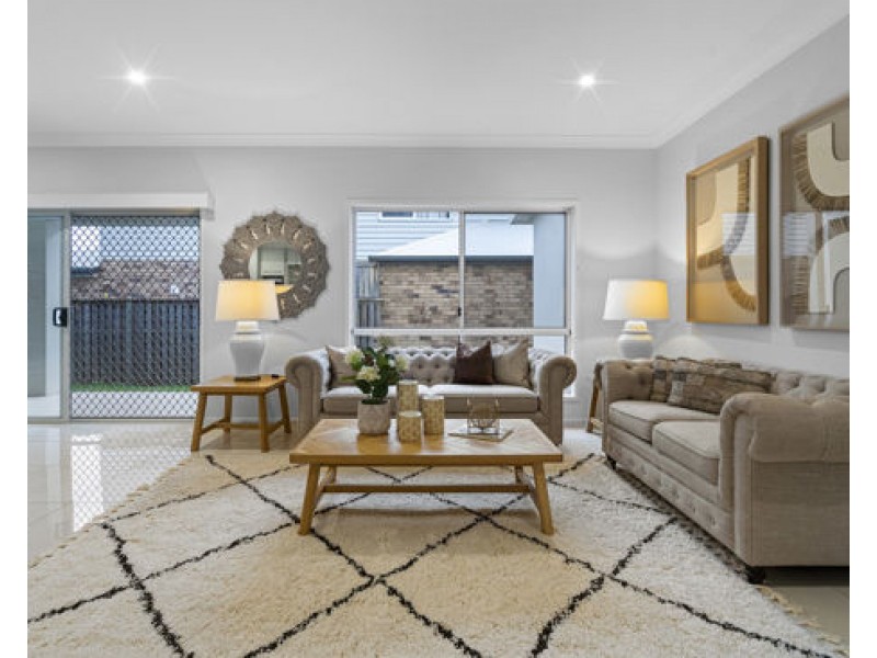 61 Skyview Avenue, Rochedale QLD 4123