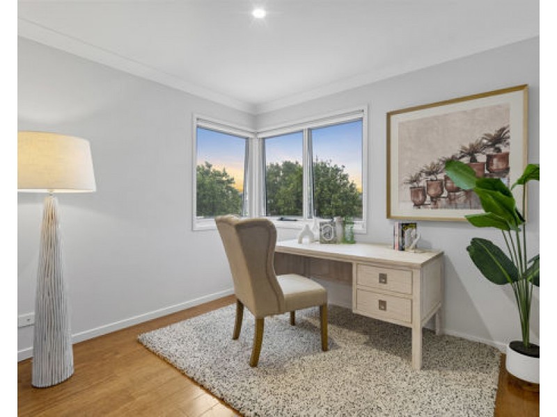 61 Skyview Avenue, Rochedale QLD 4123