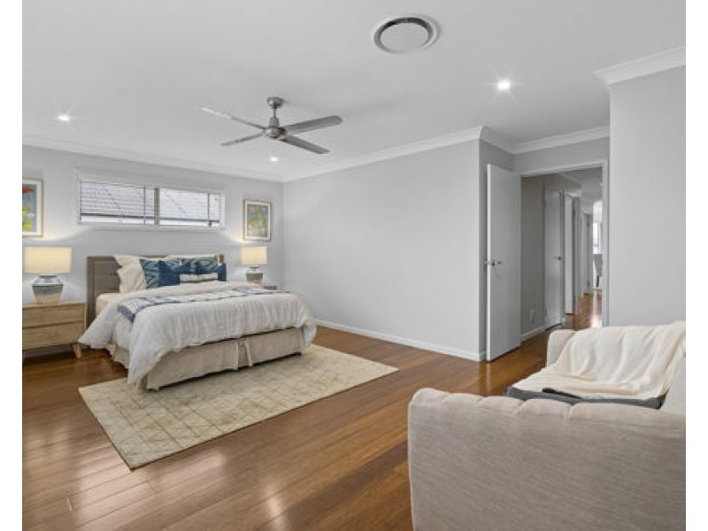 61 Skyview Avenue, Rochedale QLD 4123