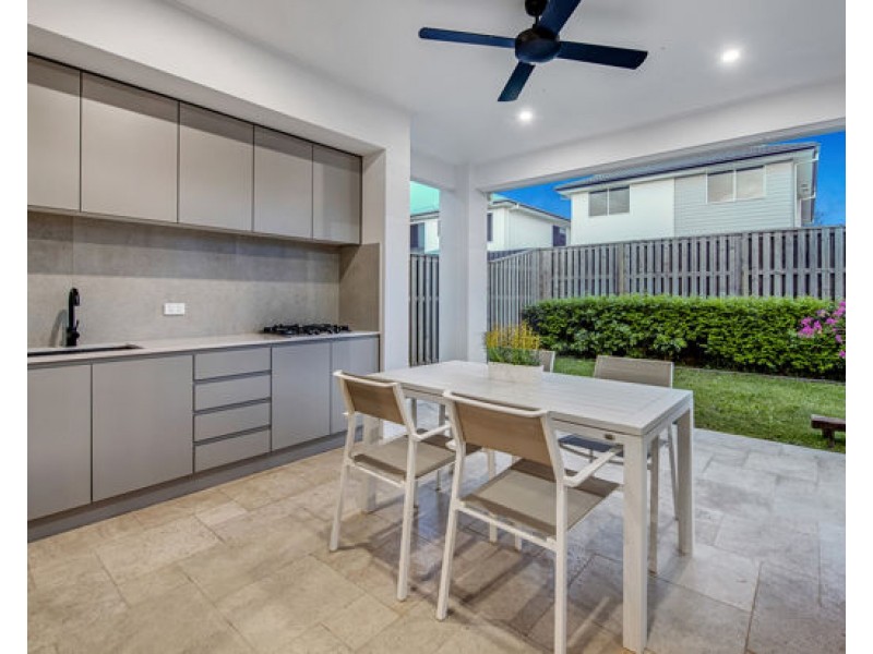 38 Dell Street, Rochedale QLD 4123