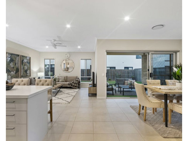 21 Peregrine Street, Rochedale QLD 4123