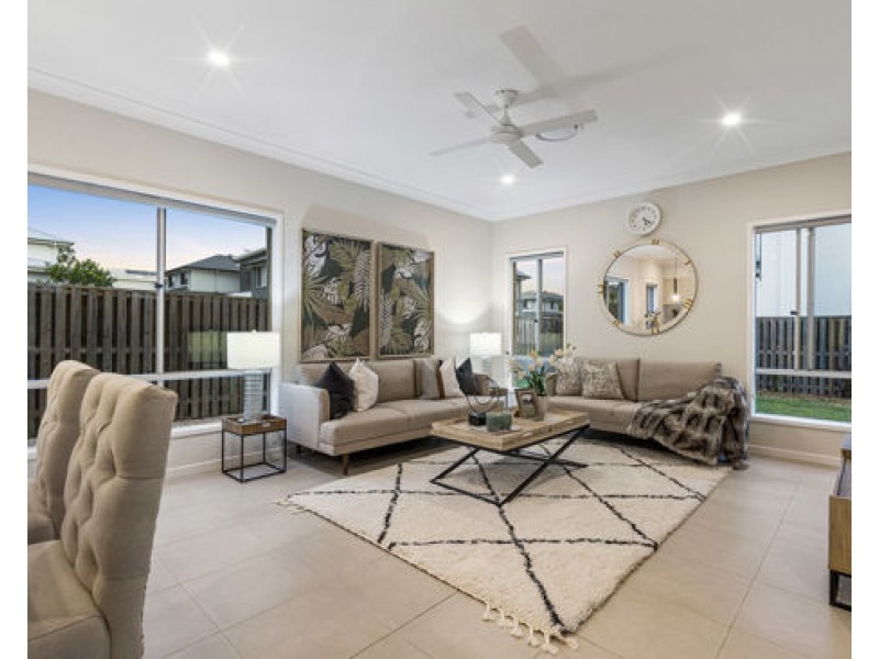 21 Peregrine Street, Rochedale QLD 4123