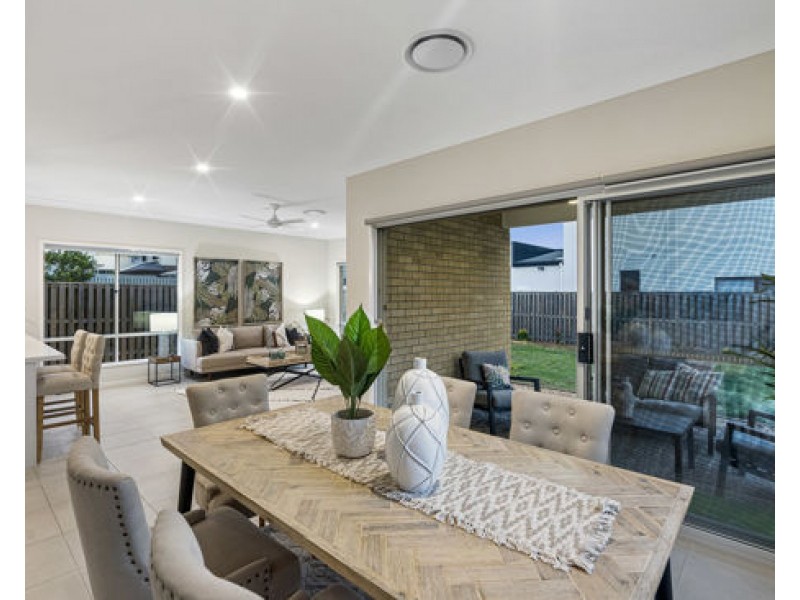 21 Peregrine Street, Rochedale QLD 4123