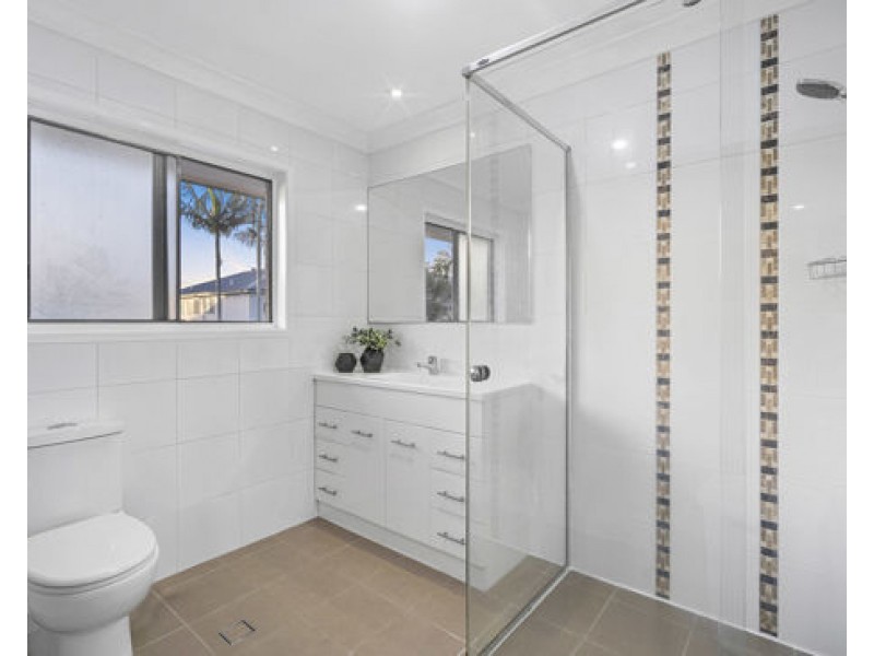 14 Trident Street, Mansfield QLD 4122