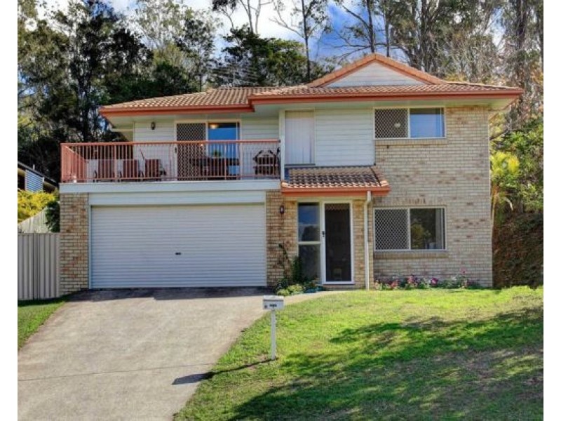 18 Summerfield Place, Kenmore QLD 4069