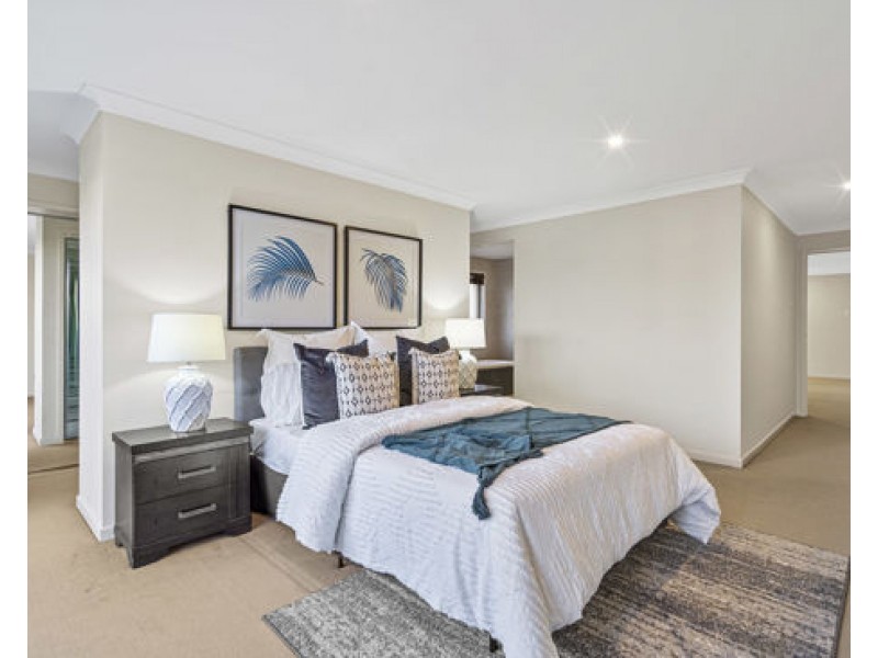 18 Skyview Avenue, Rochedale QLD 4123