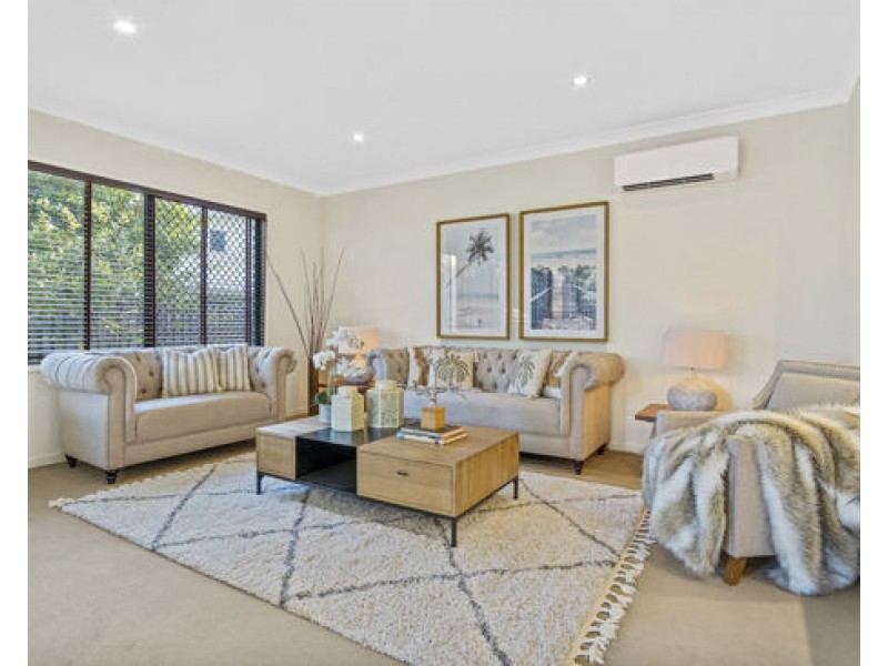 18 Skyview Avenue, Rochedale QLD 4123