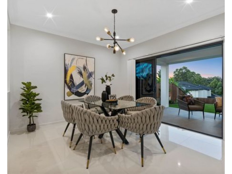 112 Kookaburra Circuit, Rochedale QLD 4123