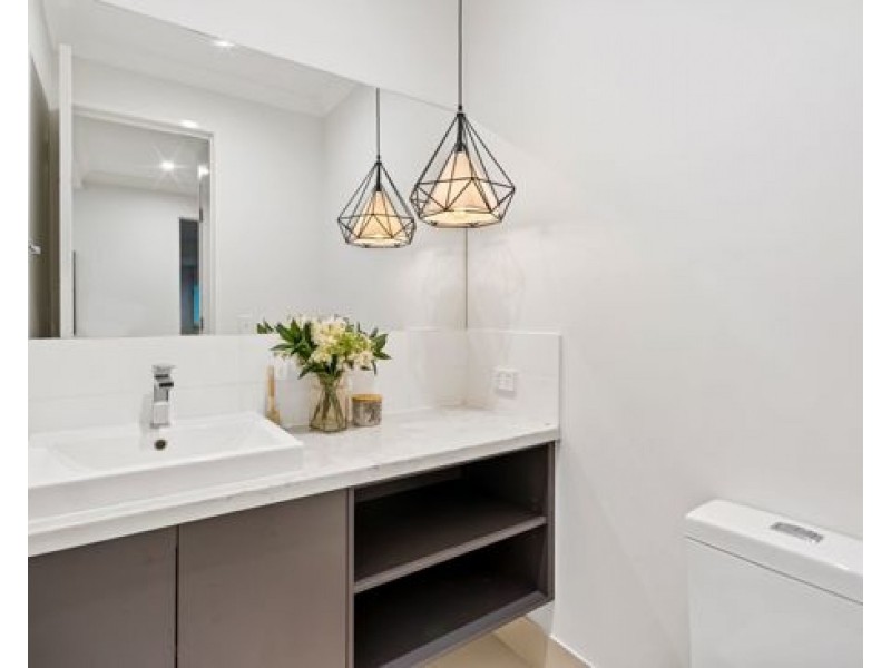 112 Kookaburra Circuit, Rochedale QLD 4123