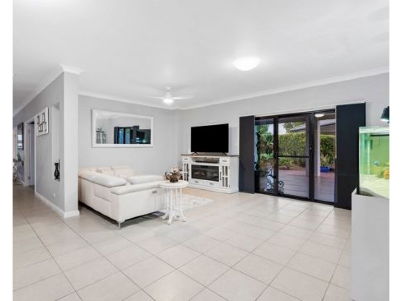 100 Landing Place, Moggill QLD 4070