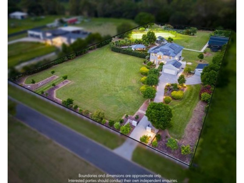 100 Landing Place, Moggill QLD 4070