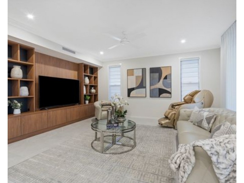 12 Perring Crescent, Rochedale QLD 4123