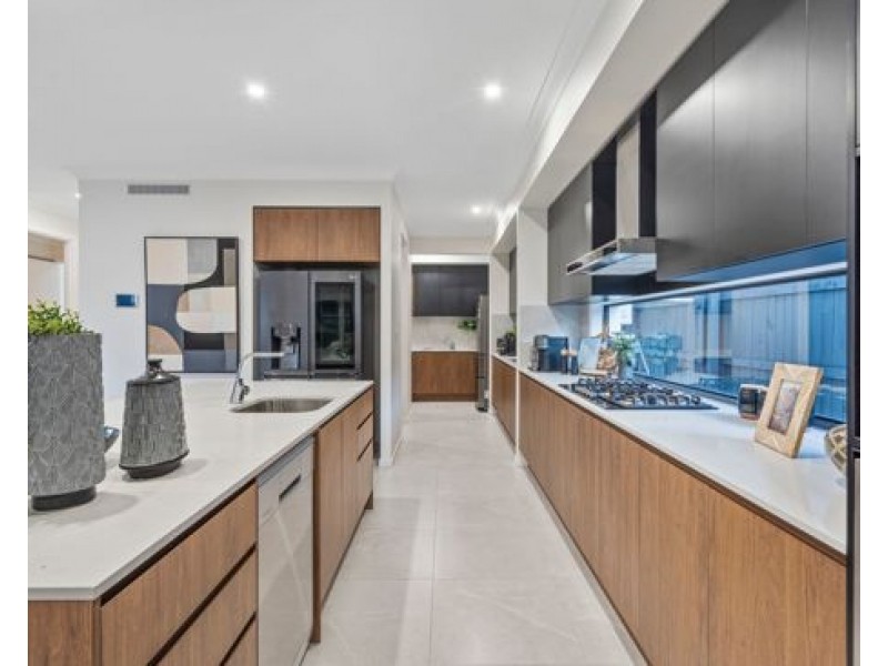 12 Perring Crescent, Rochedale QLD 4123