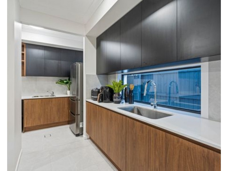 12 Perring Crescent, Rochedale QLD 4123