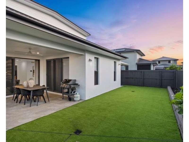12 Perring Crescent, Rochedale QLD 4123