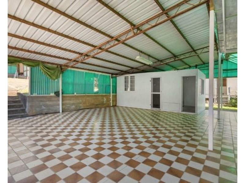 15 Sapphire Street, Holland Park QLD 4121