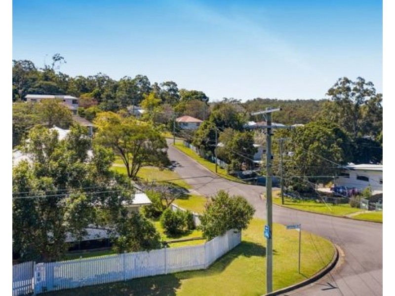 15 Sapphire Street, Holland Park QLD 4121