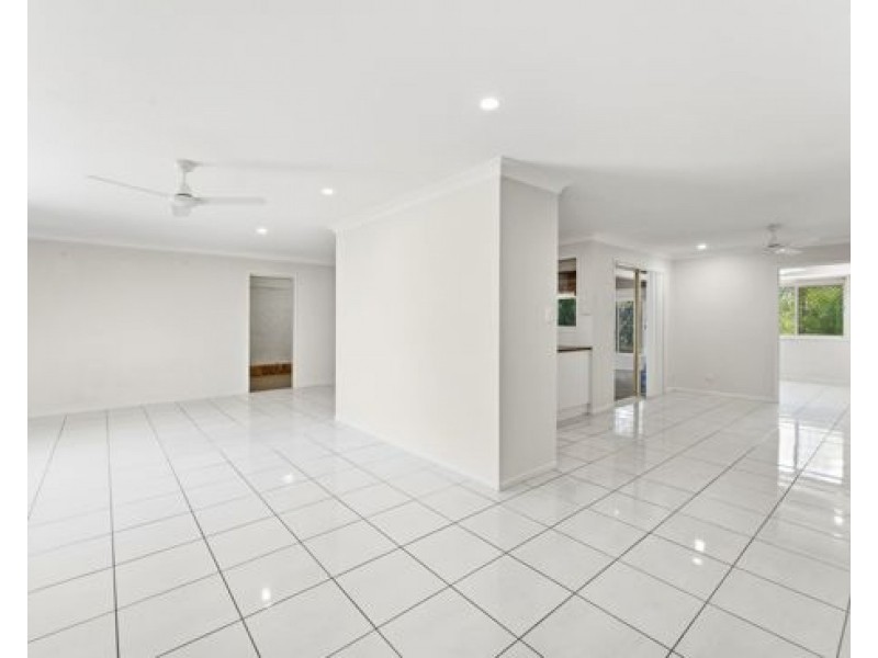 66 Selwyn Street, North Booval QLD 4304