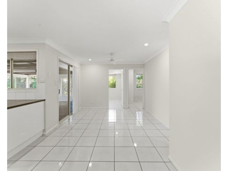 66 Selwyn Street, North Booval QLD 4304