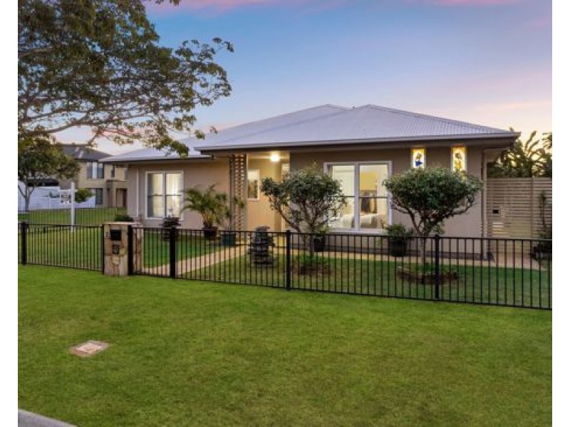 2 Peak Court, Rochedale QLD 4123