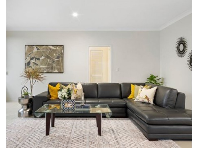 2 Peak Court, Rochedale QLD 4123