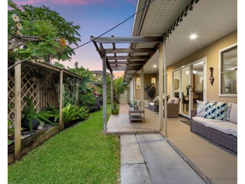 2 Peak Court, Rochedale QLD 4123
