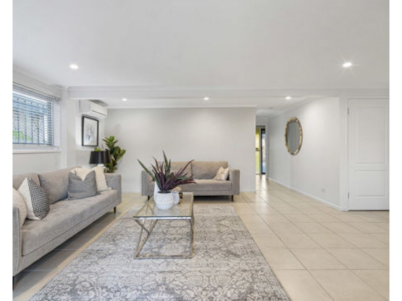 14 Trident Street, Mansfield QLD 4122