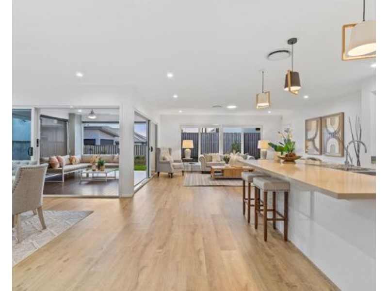 16 Panorama Street, Rochedale QLD 4123