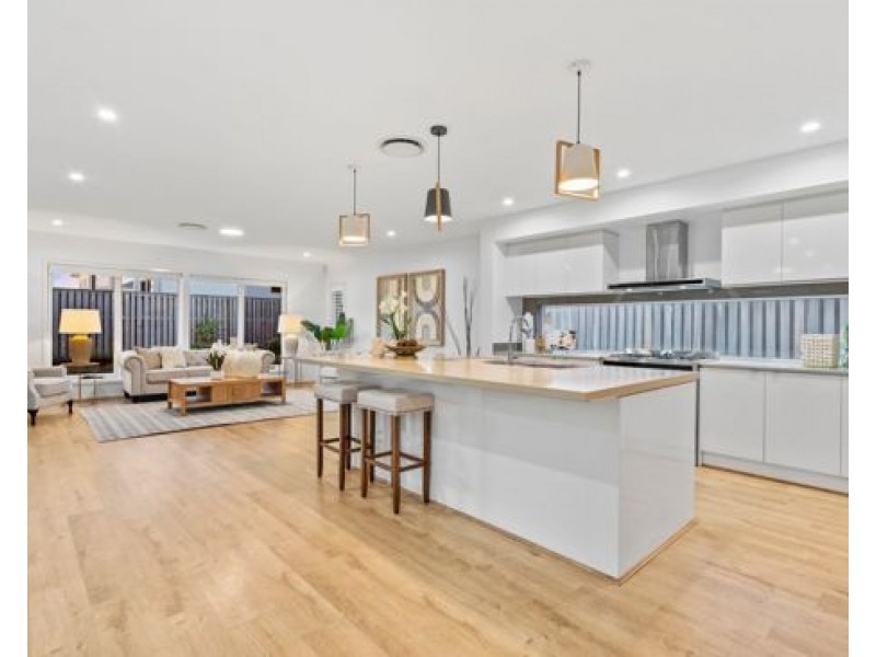 16 Panorama Street, Rochedale QLD 4123