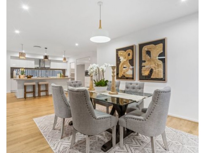 16 Panorama Street, Rochedale QLD 4123