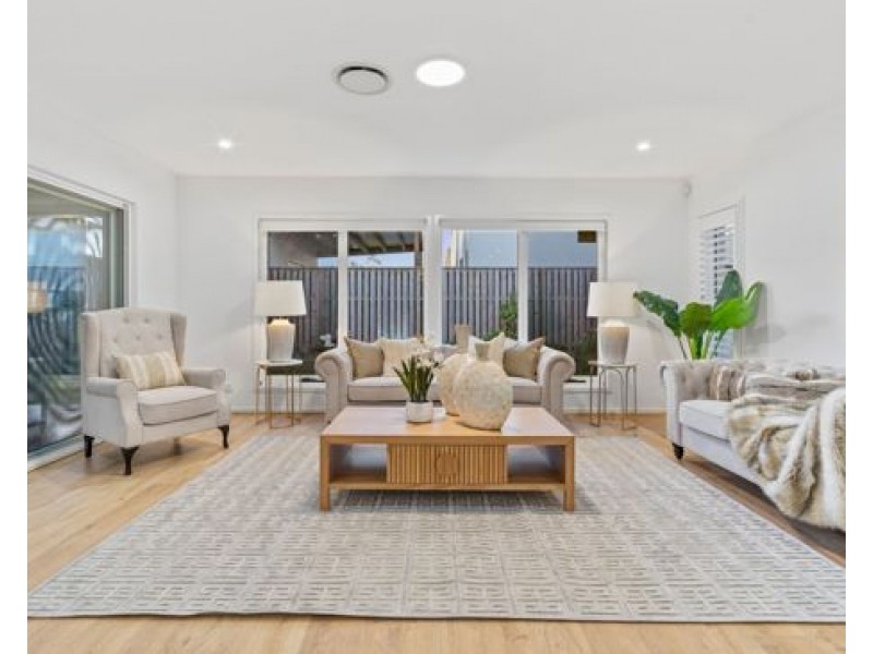 16 Panorama Street, Rochedale QLD 4123