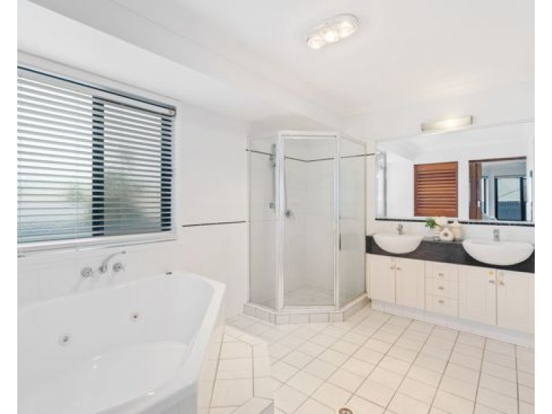 11 Kakadu Crescent, Underwood QLD 4119