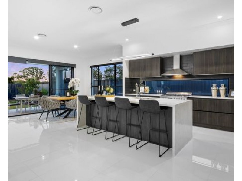 68 Frangipani Street, Rochedale QLD 4123