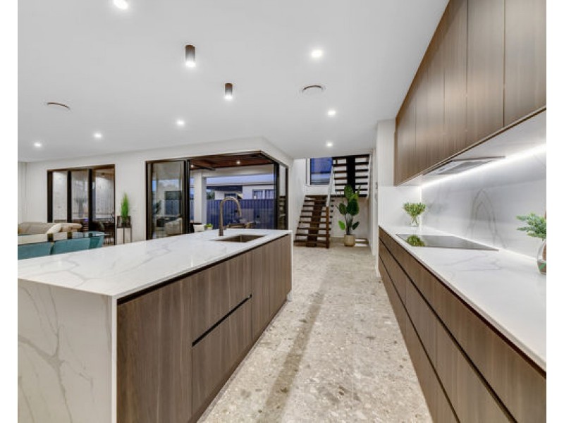 58 Cascade Drive, Underwood QLD 4119