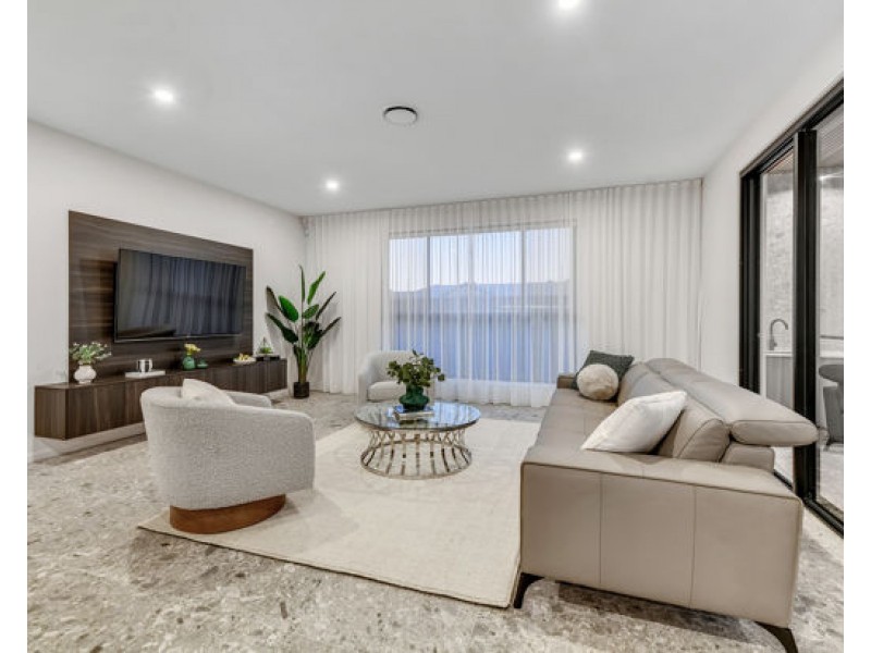 58 Cascade Drive, Underwood QLD 4119