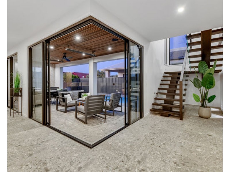 58 Cascade Drive, Underwood QLD 4119