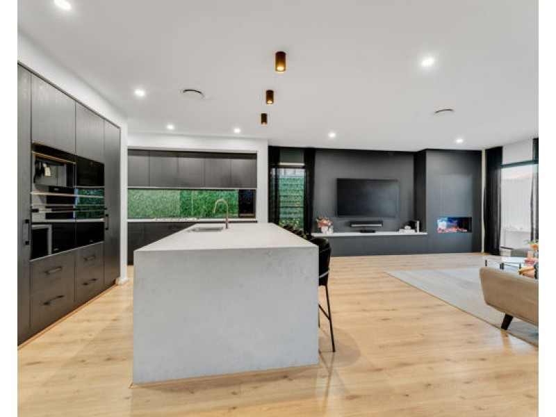 98 Fisher Street, Rochedale QLD 4123