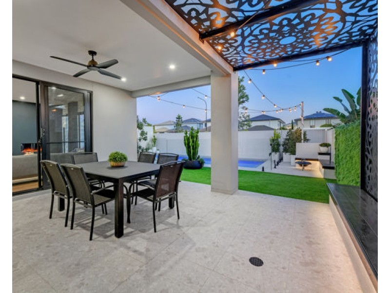 98 Fisher Street, Rochedale QLD 4123