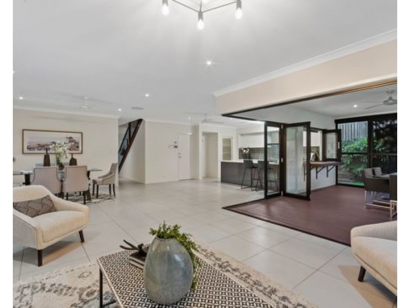 7 English Place, Rochedale QLD 4123