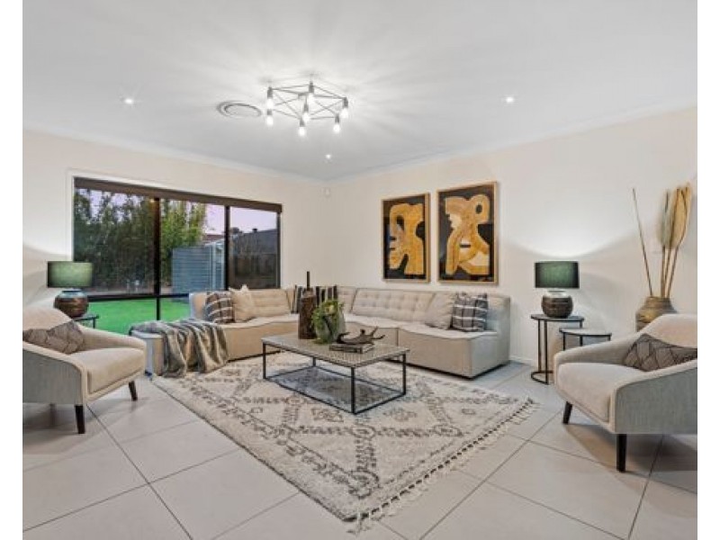 7 English Place, Rochedale QLD 4123